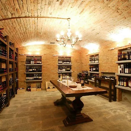 La Maragliana Appart hôtel Castel Rocchero