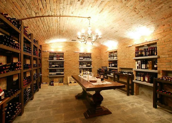 La Maragliana Aparthotel Castel Rocchero